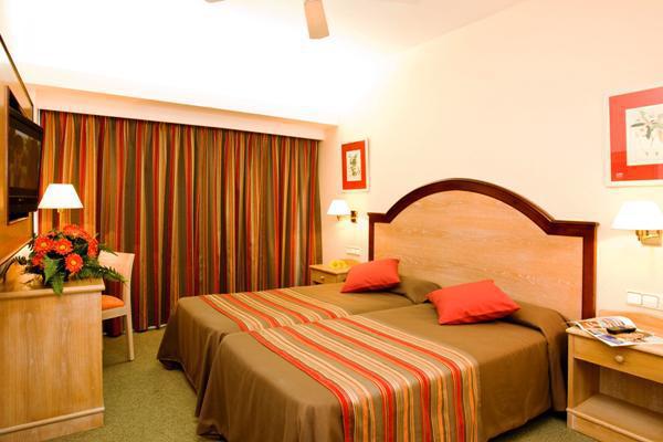 Sumba- Borneo Hotel Cala Millor  Kamer foto